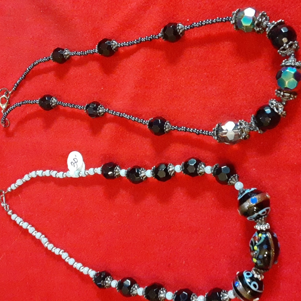 Lot of 2.beautiful Necklaces